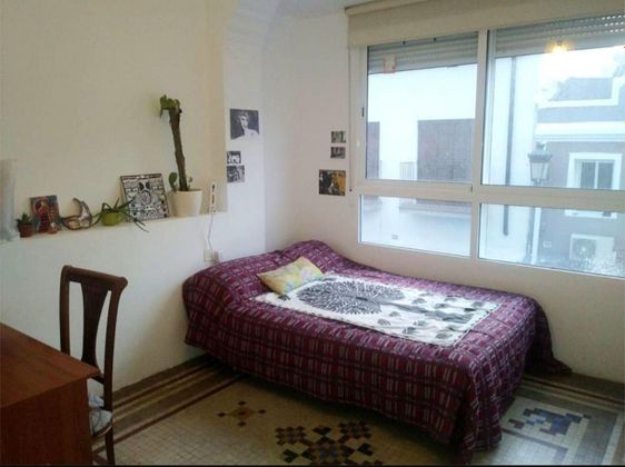 Foto 2 de Pis en lloguer a El Cabanyal- El Canyamelar de 2 habitacions amb terrassa i mobles