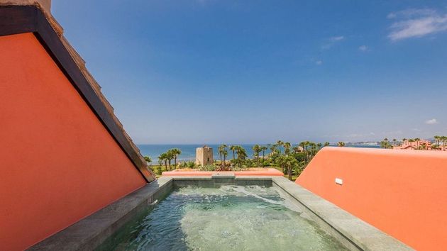 Foto 2 de Àtic en venda a urbanización Costalita Ii de 4 habitacions amb terrassa i piscina