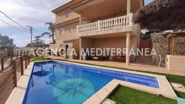 Foto 1 de Casa en venda a Calicanto - Cumbres de Calicanto - Santo Domingo de 4 habitacions amb terrassa i piscina