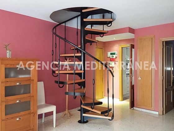 Foto 1 de Dúplex en venda a Montolivet de 4 habitacions amb terrassa i aire acondicionat
