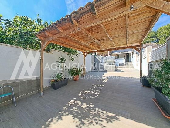 Foto 2 de Casa adossada en venda a La Cañada de 3 habitacions amb terrassa i piscina