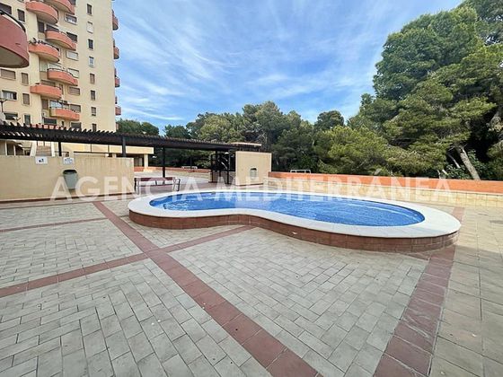 Foto 1 de Piso en venta en El Saler de 4 habitaciones con terraza y piscina