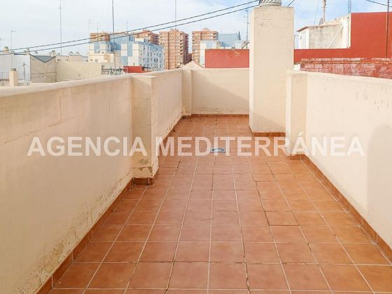 Foto 2 de Àtic en venda a Beteró de 2 habitacions amb terrassa i balcó