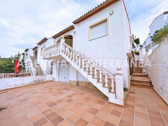 Foto 2 de Xalet en venda a Benitachell/Poble Nou de Benitatxell (el) de 2 habitacions amb terrassa i piscina