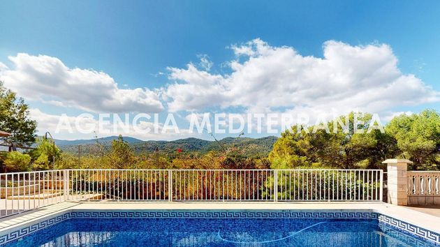 Foto 2 de Xalet en venda a Torres Torres de 4 habitacions amb terrassa i piscina