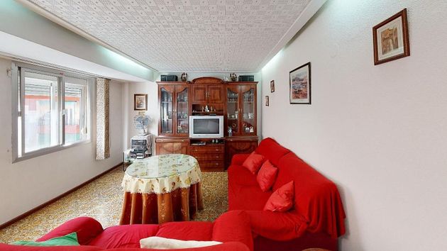 Foto 1 de Pis en venda a Peñamefecit - Avda Barcelona de 4 habitacions amb balcó i ascensor