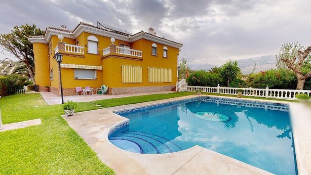 Foto 1 de Xalet en venda a Guardia de Jaén (La) de 7 habitacions amb terrassa i piscina