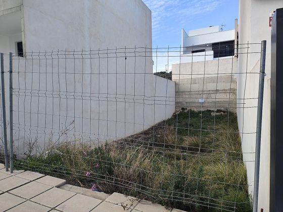 Foto 1 de Venta de terreno en Valdeastillas - Fuentezuelas de 179 m²