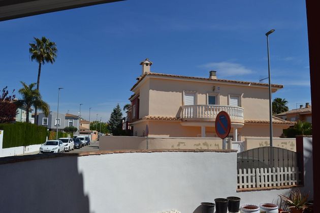 Foto 2 de Venta de casa en La Conarda de 3 habitaciones con terraza y balcón