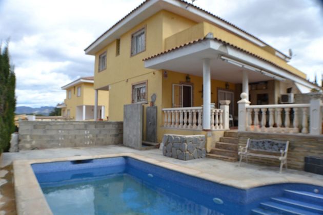 Foto 1 de Venta de casa en La Conarda de 3 habitaciones con terraza y piscina