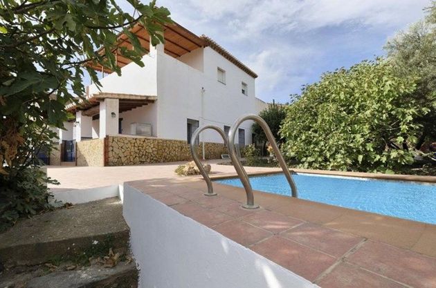 Foto 1 de Chalet en venta en calle Moraleda de 5 habitaciones con terraza y piscina