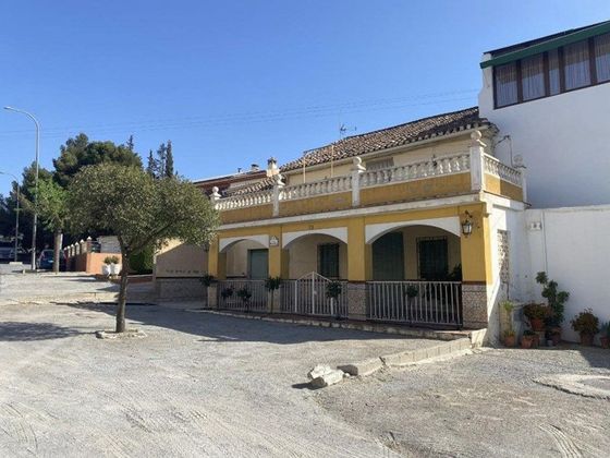 Foto 1 de Venta de casa adosada en avenida De Andalucia de 5 habitaciones con terraza y piscina