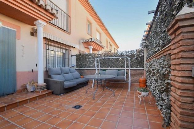 Foto 2 de Dúplex en venda a calle Juan Sebastian El Cano de 3 habitacions amb terrassa i garatge