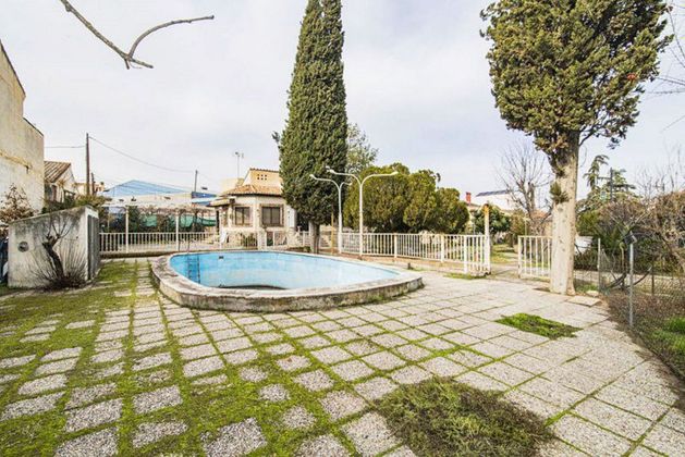 Foto 1 de Xalet en venda a calle De Las Viñas de 3 habitacions amb terrassa i piscina