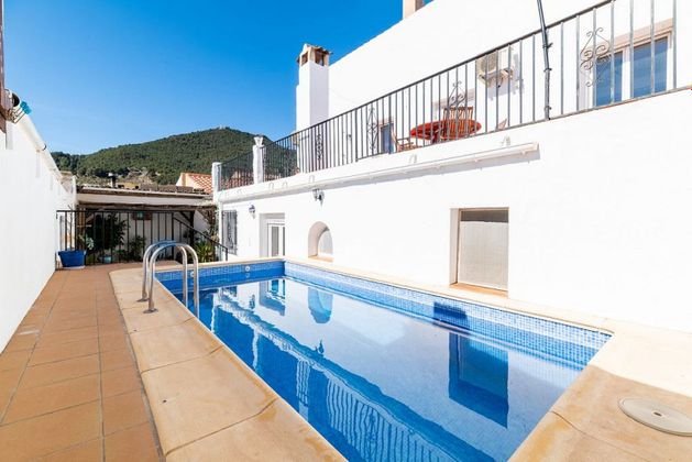 Foto 1 de Casa en venda a calle Pinos del Valle de 6 habitacions amb terrassa i piscina