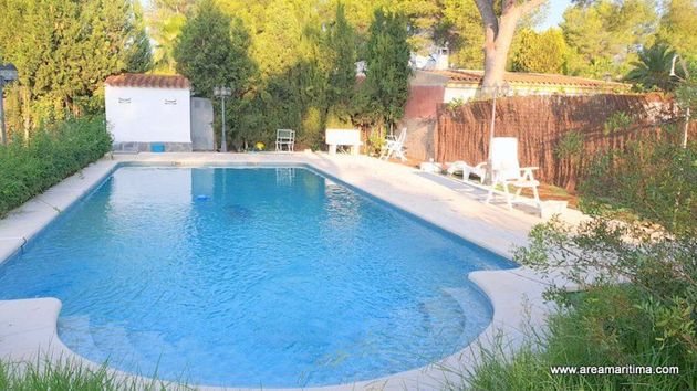 Foto 2 de Alquiler de chalet en Serra de 4 habitaciones con terraza y piscina