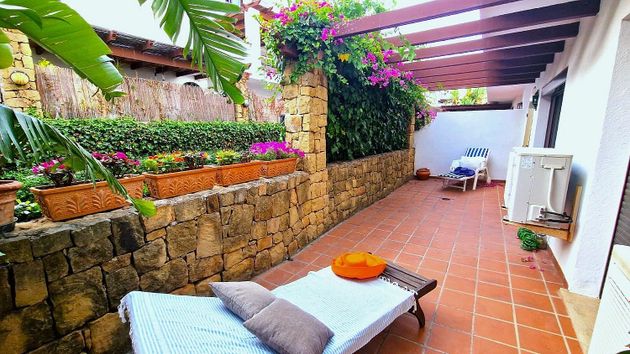 Foto 2 de Pis en venda a calle Sierra Cazorla de 2 habitacions amb terrassa i piscina