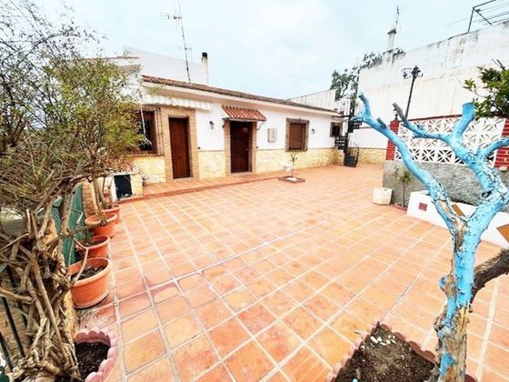 Foto 1 de Venta de chalet en Churriana de 3 habitaciones con terraza y piscina