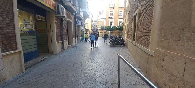Foto 2 de Local en lloguer a Centro - Murcia amb aire acondicionat