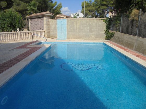 Foto 1 de Venta de chalet en Benifaió de 4 habitaciones con terraza y piscina