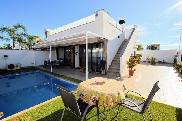 Foto 2 de Xalet en venda a Los Peñascos-El Salero-Los Imbernones de 2 habitacions amb terrassa i piscina