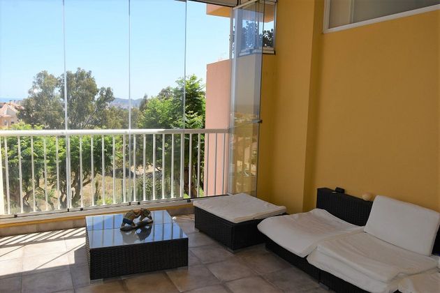 Foto 2 de Piso en venta en Los Pacos de 2 habitaciones con terraza y piscina