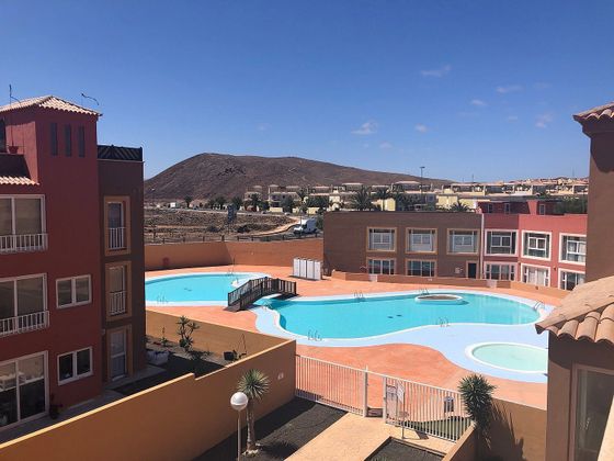 Foto 1 de Pis en venda a calle Pardelas de 3 habitacions amb terrassa i piscina
