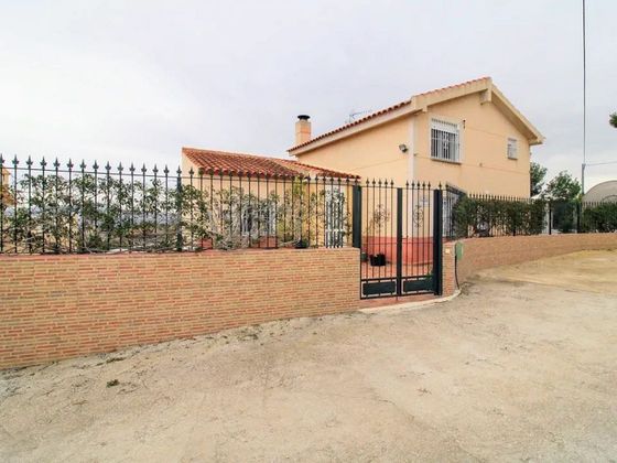 Foto 2 de Xalet en venda a Cañadas de San Pedro de 3 habitacions amb terrassa i piscina