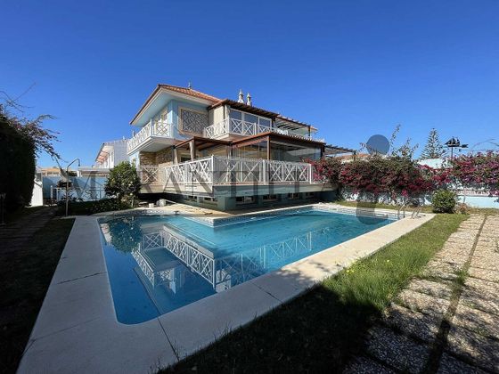 Foto 1 de Casa en venda a Urbasur - Islantilla de 5 habitacions amb terrassa i piscina