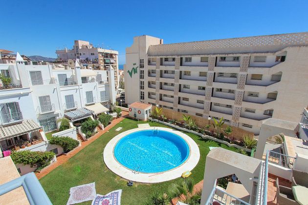 Foto 1 de Pis en venda a calle Rodríguez Acosta de 3 habitacions amb terrassa i piscina
