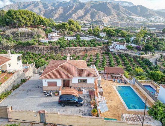 Foto 2 de Casa en venda a calle Terreno Au Finca la Exotica de 4 habitacions amb terrassa i piscina