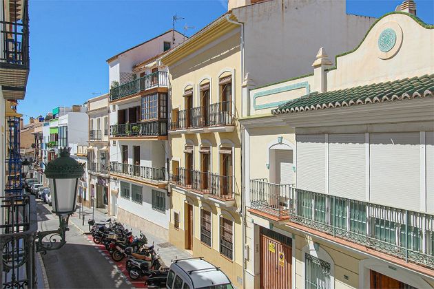 Foto 1 de Pis en venda a calle Granada de 2 habitacions amb terrassa i balcó