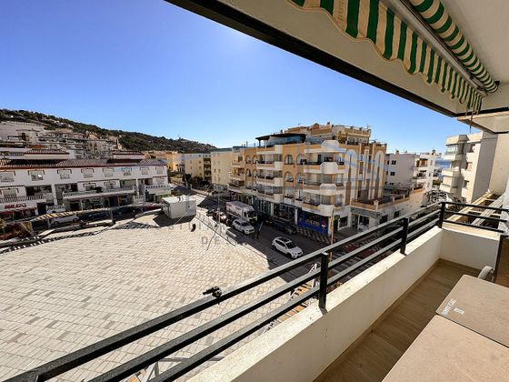 Foto 1 de Venta de piso en calle Alhambra de 3 habitaciones con terraza y garaje