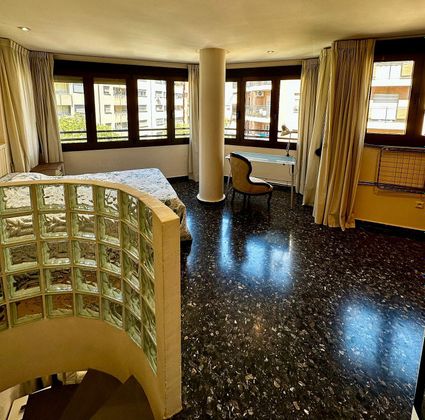 Foto 1 de Alquiler de piso en calle Enric Taulet de 1 habitación con muebles y aire acondicionado