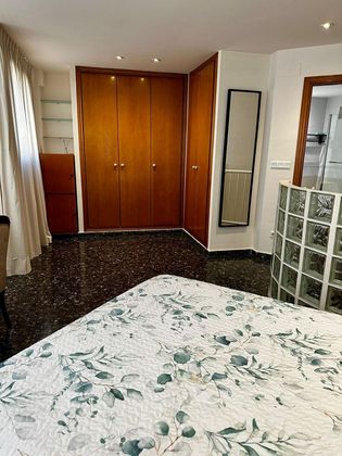 Foto 2 de Alquiler de piso en calle Enric Taulet de 1 habitación con muebles y aire acondicionado