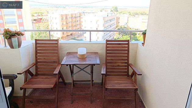 Foto 1 de Pis en lloguer a Isla Cristina ciudad de 2 habitacions amb terrassa i jardí
