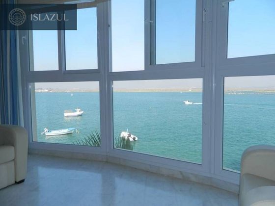 Foto 1 de Pis en venda a Isla Cristina ciudad de 2 habitacions amb terrassa i balcó