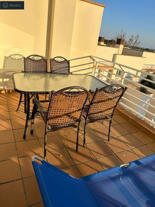 Foto 1 de Casa en lloguer a Isla Cristina ciudad de 2 habitacions amb terrassa i piscina
