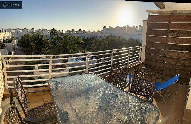 Foto 2 de Casa en lloguer a Isla Cristina ciudad de 2 habitacions amb terrassa i piscina