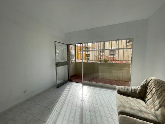 Foto 1 de Pis en venda a avenida Juan Sebastián Elcano de 3 habitacions amb terrassa i garatge