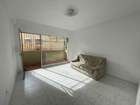 Foto 2 de Piso en venta en avenida Juan Sebastián Elcano de 3 habitaciones con terraza y garaje