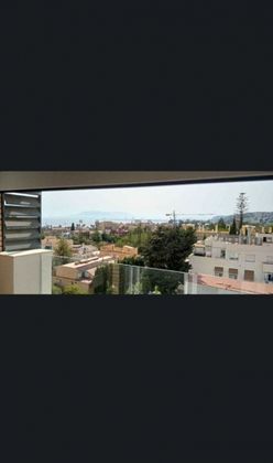 Foto 2 de Pis en venda a El Candado - El Palo de 4 habitacions amb terrassa i piscina