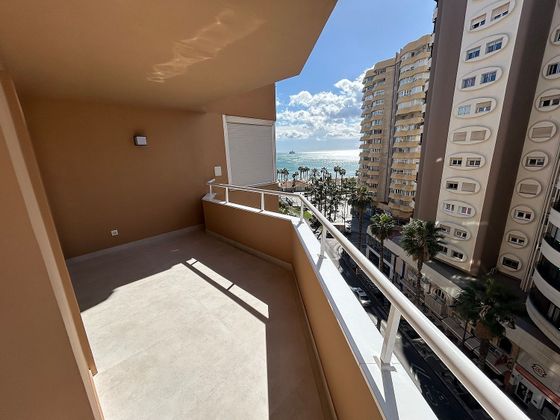 Foto 1 de Pis en lloguer a calle Canovas del Castillo de 3 habitacions amb terrassa i balcó