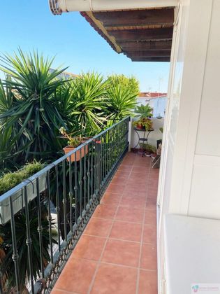 Foto 1 de Pis en venda a Nueva Andalucía centro de 2 habitacions amb terrassa i balcó