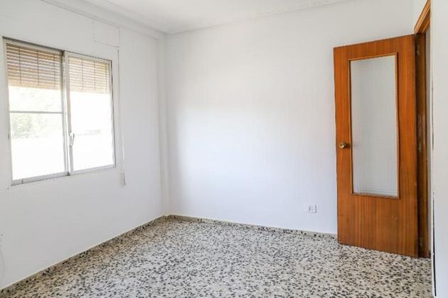 Foto 2 de Venta de piso en calle Camp de Morvedre de 4 habitaciones y 107 m²