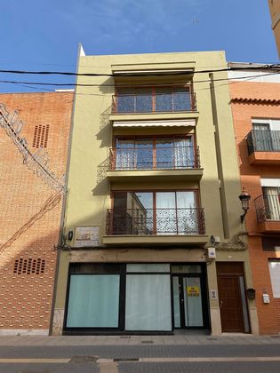 Foto 1 de Local en venda a calle Del Milagro de 161 m²