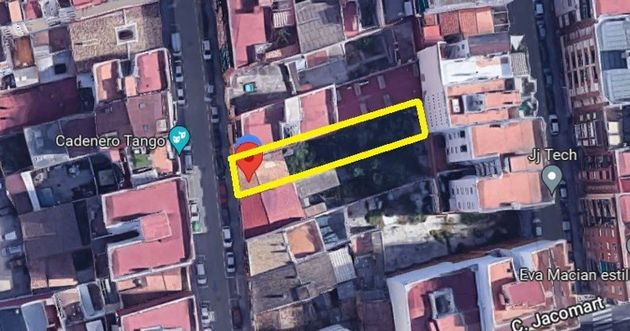 Foto 1 de Venta de terreno en calle Rodriguez de la Fuente de 271 m²