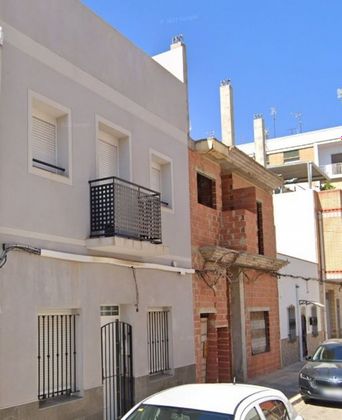 Foto 2 de Edificio en venta en calle Vall Albaida de 180 m²