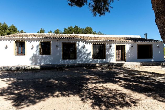 Foto 1 de Casa rural en venta en calle Vallejo del Casero de 4 habitaciones con piscina y jardín