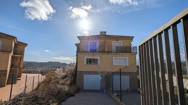Foto 1 de Casa adossada en venda a calle Ramal El de 4 habitacions amb terrassa i garatge